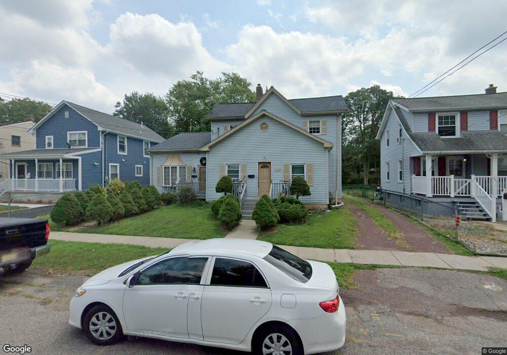 637 N Avenue Extension, Dunellen, NJ 08812 - photo 1