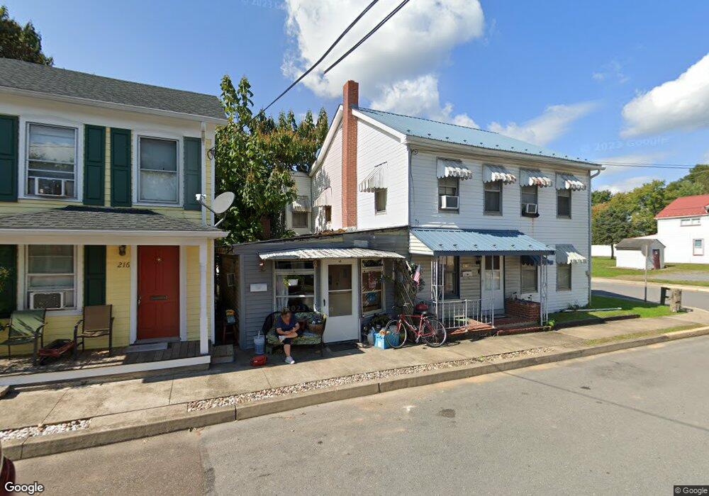 218 N Water St unit 218 1/2, Selinsgrove, PA 17870 - photo 1