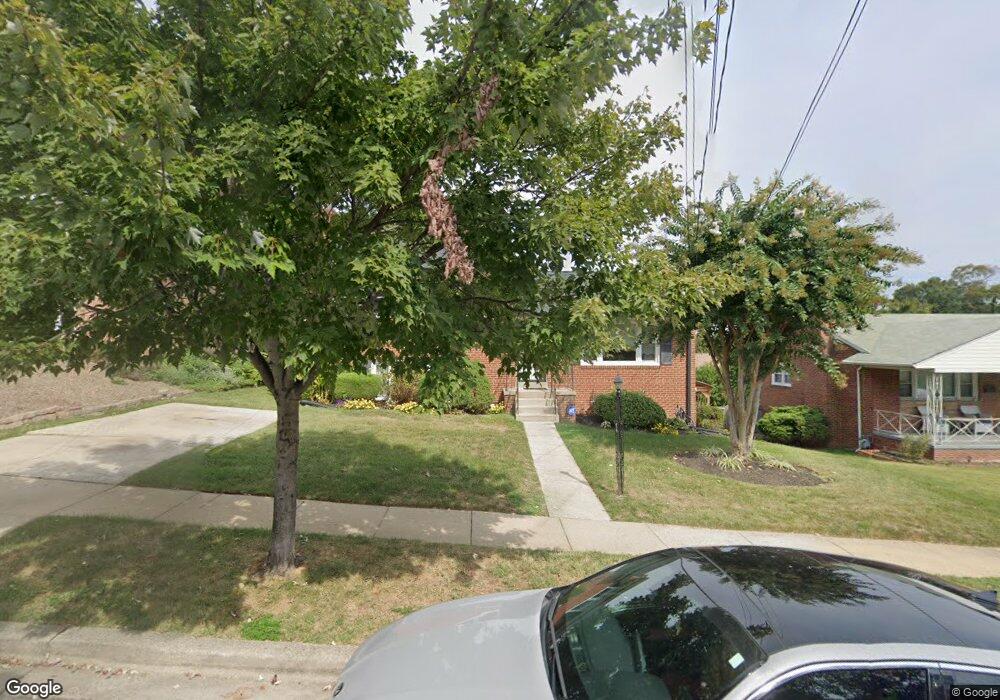 908 Linwood St, Hyattsville, MD 20783 - photo 1