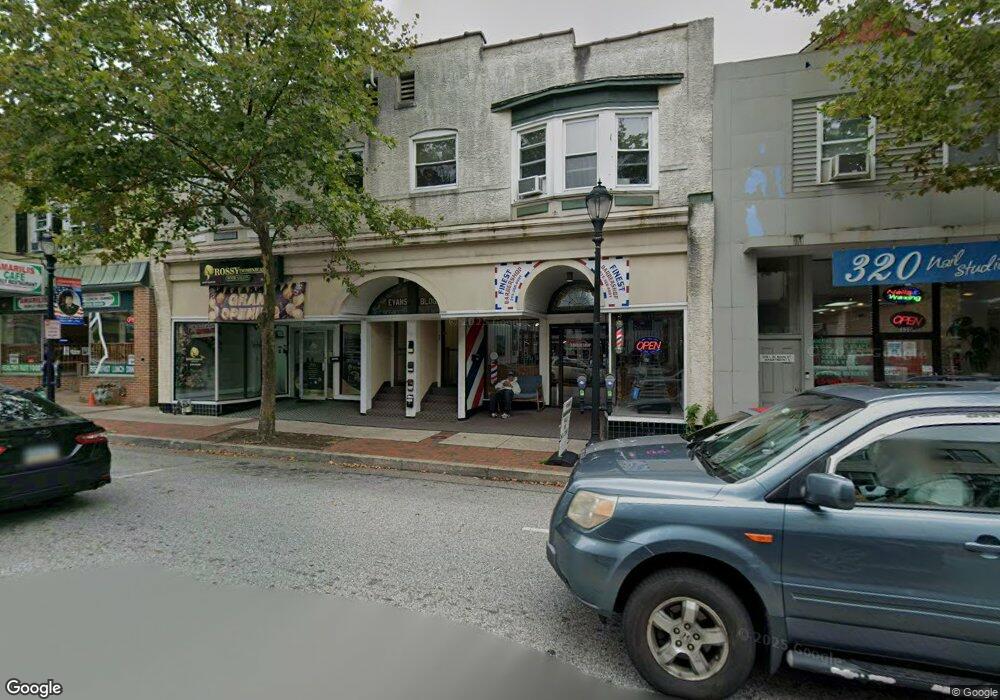 318 1/2 W Main St, Lansdale, PA 19446 - photo 1