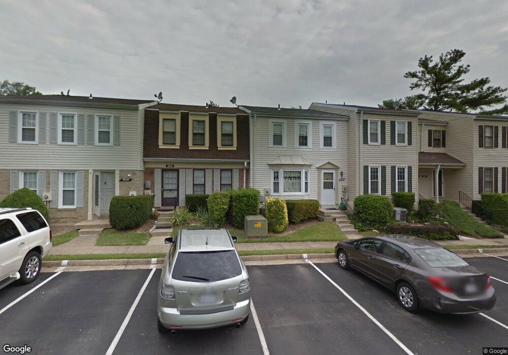 9212 Hickory Tree Ct, Burke, VA 22015 - photo 1