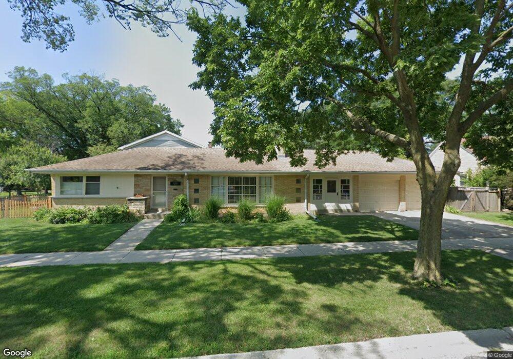1086 E Walnut Ave, Des Plaines, IL 60016 - photo 1