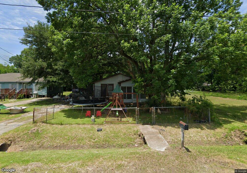 6107 Hoffman St, Houston, TX 77028 - photo 1