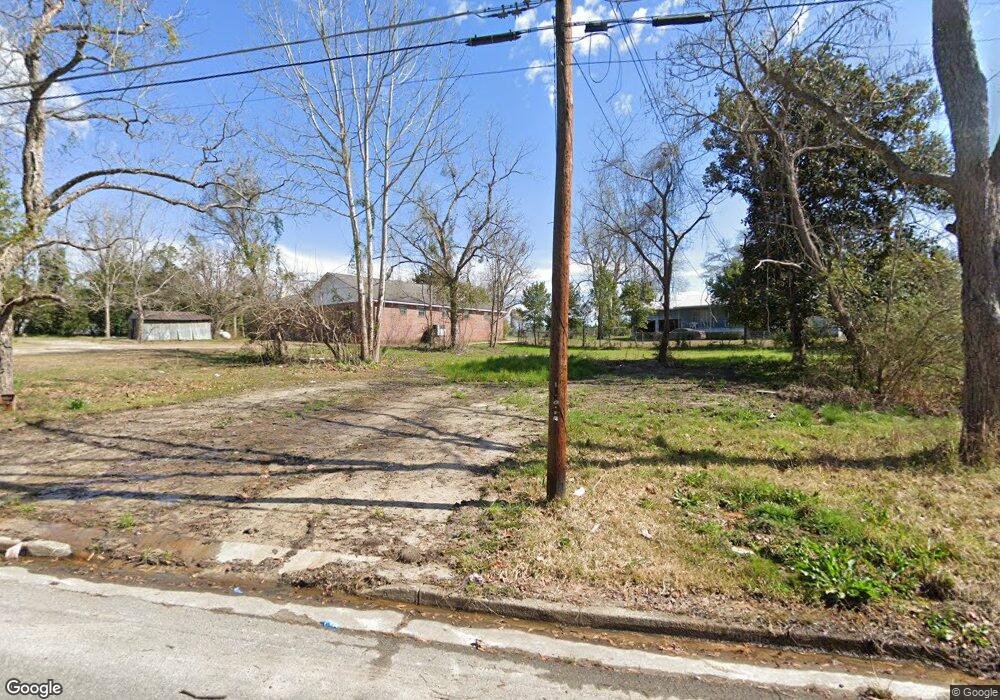 401 Corinth Ave, Mc Rae, GA 31055 - photo 1