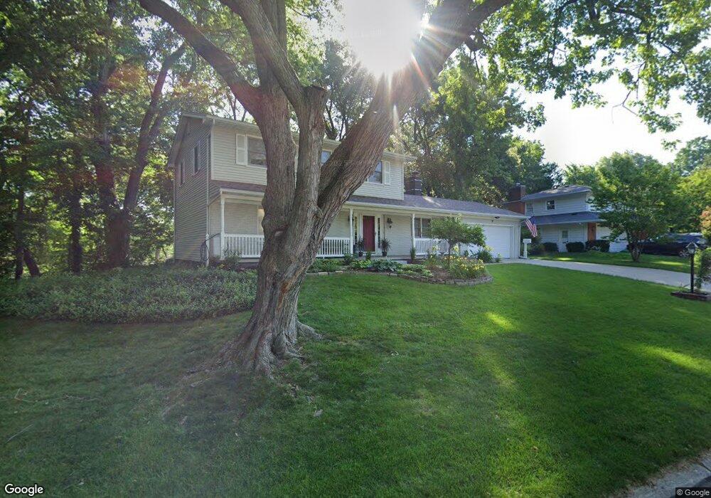 11 Oakbrook Dr, Bettendorf, IA 52722 - photo 1