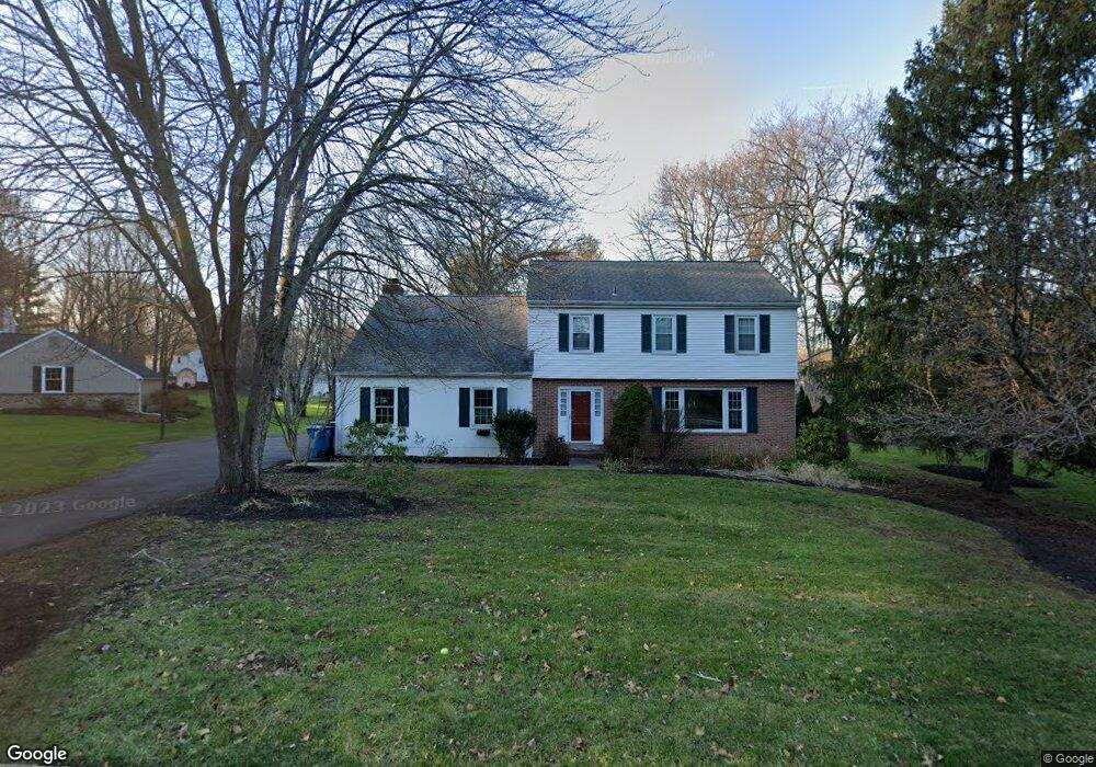 1523 Canterbury Ln, Berwyn, PA 19312 - photo 1
