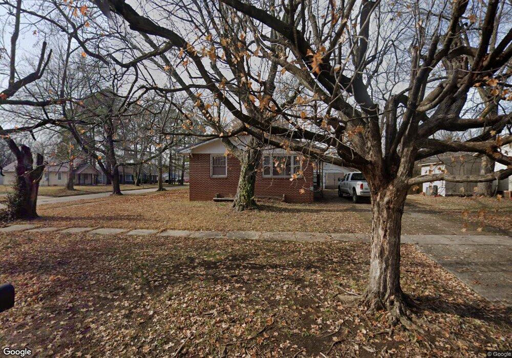 917 S 15th St, Parsons, KS 67357 - photo 1