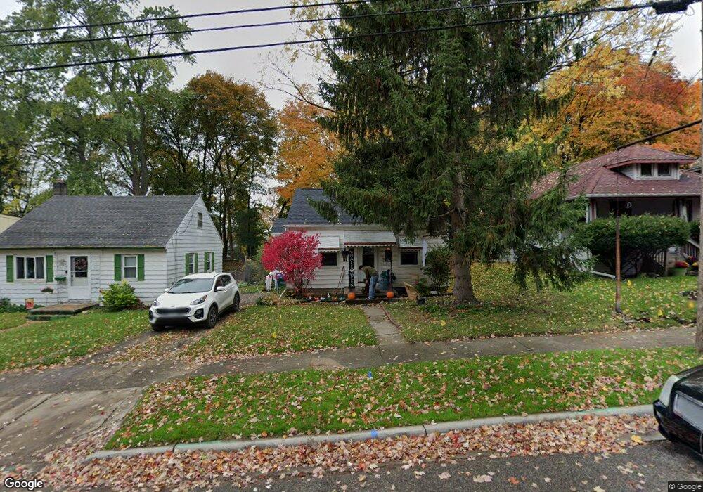 2200 Forest Ave, Lansing, MI 48910 - photo 1