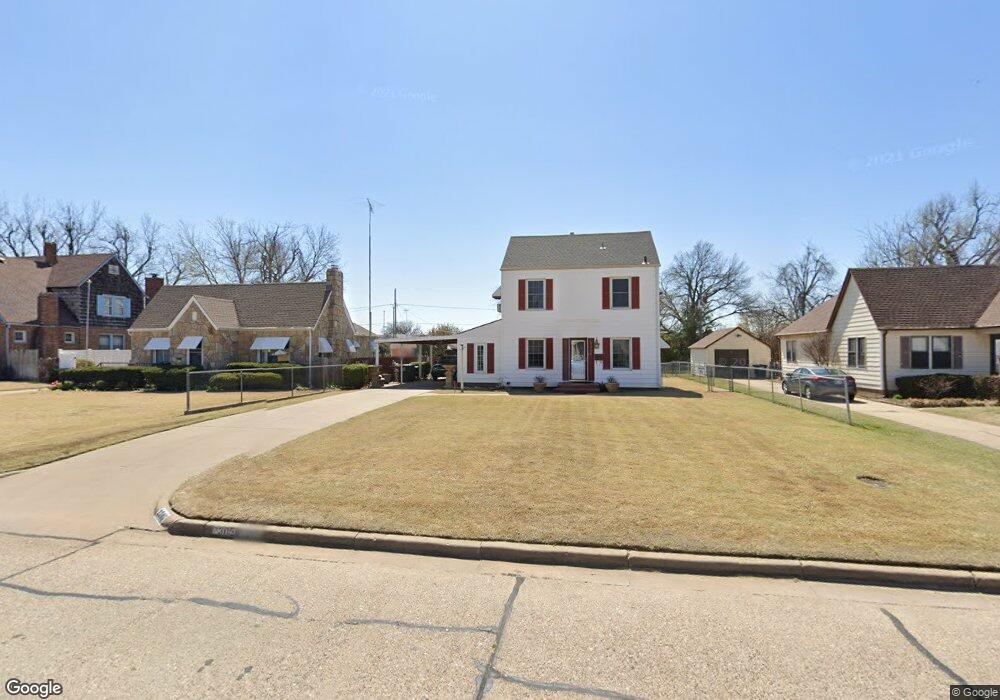 2305 W Broadway Ave, Enid, OK 73703 - photo 1