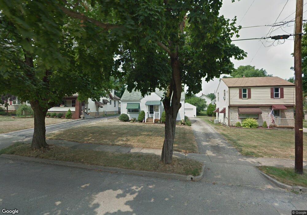 75 Como St, Struthers, OH 44471 - photo 1