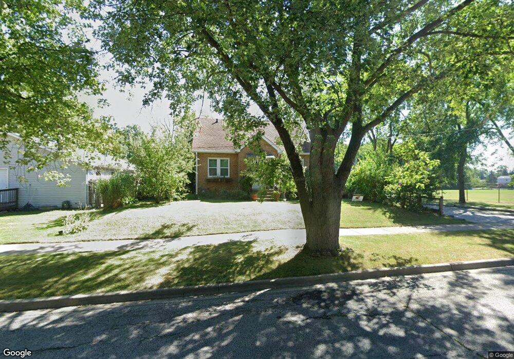 215 N Metropolitan Ave, Waukegan, IL 60085 - photo 1