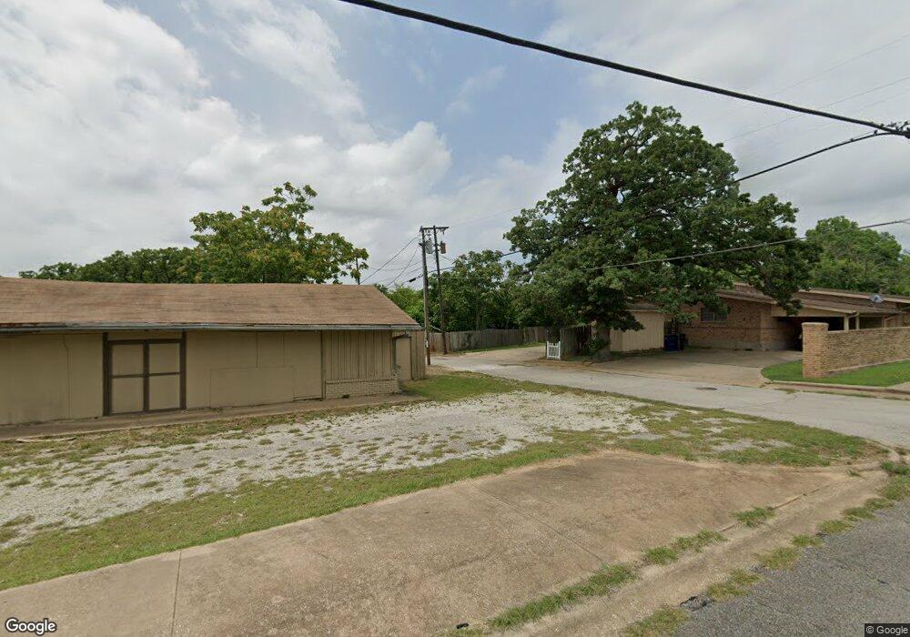 1228 W Munson St, Denison, TX 75020 - photo 1
