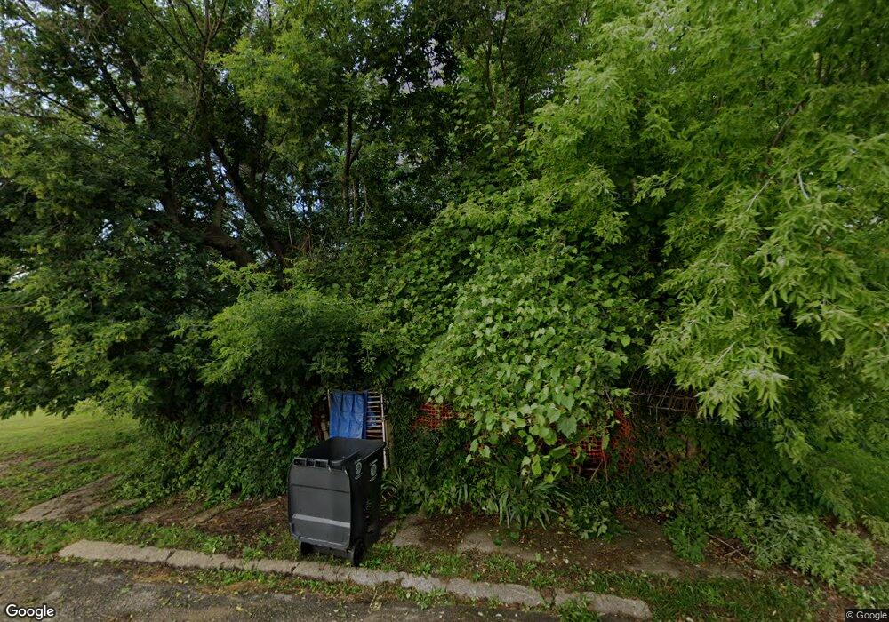 509 Cottage Grove Ave, Flint, MI 48504 - photo 1