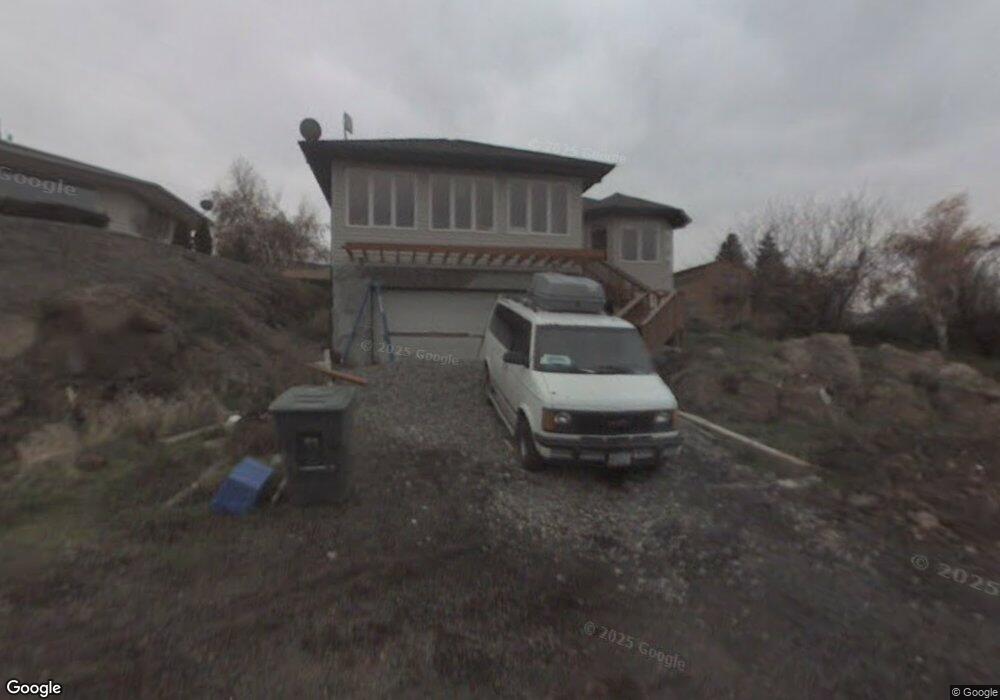 2646 E 11th St, the Dalles, OR 97058 - photo 1