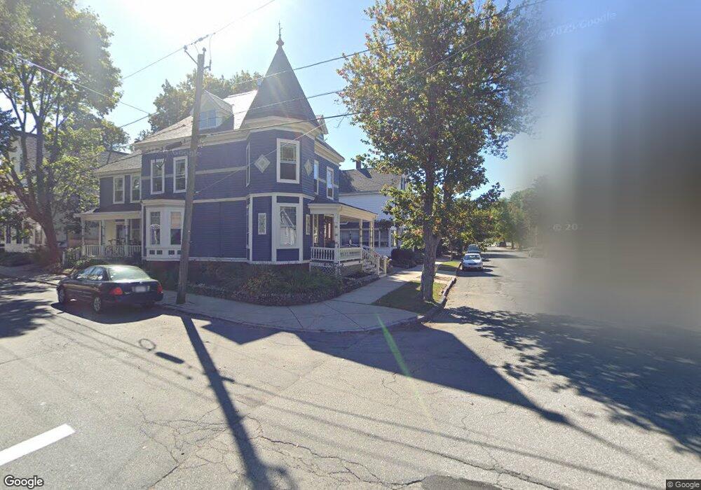 1R Horton St unit 1R, Newburyport, MA 01950 - photo 1