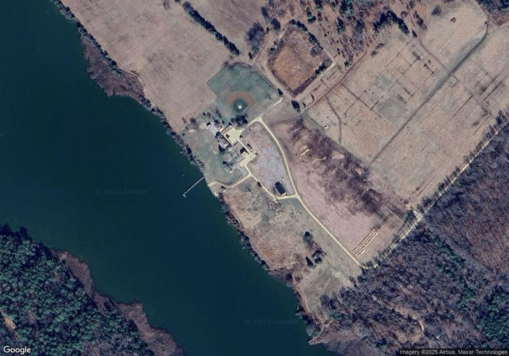 11923 Maiden Point Farm Rd, Newburg, MD 20664 - photo 1