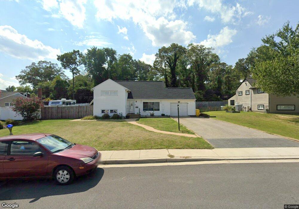 111 Jackpine Dr, Pasadena, MD 21122 - photo 1