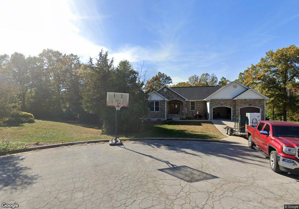 1717 Palmer Ct, Rolla, MO 65401 - photo 1