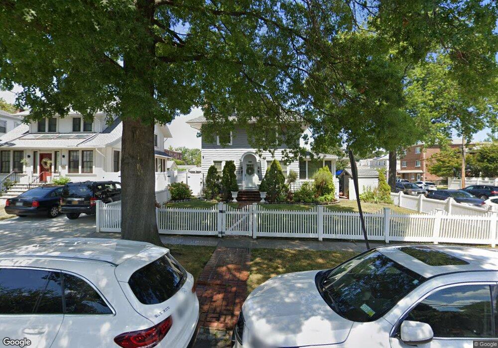 21617 43rd Ave, Bayside, NY 11361 - photo 1