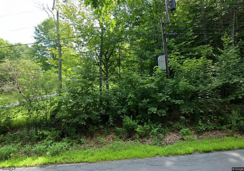 75 Patch Rd, Putney, VT 05346 - photo 1