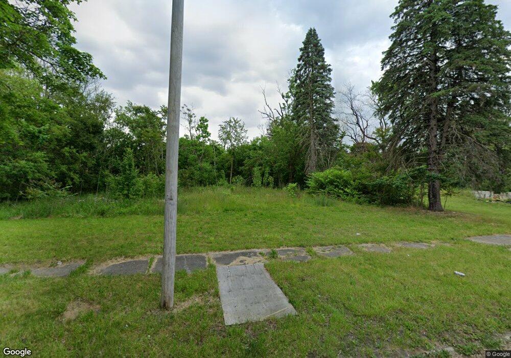 1438 Belle Ave, Flint, MI 48506 - photo 1