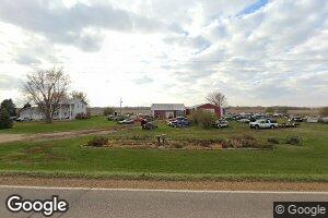 2741 Garfield Ave, Hull, IA 51239