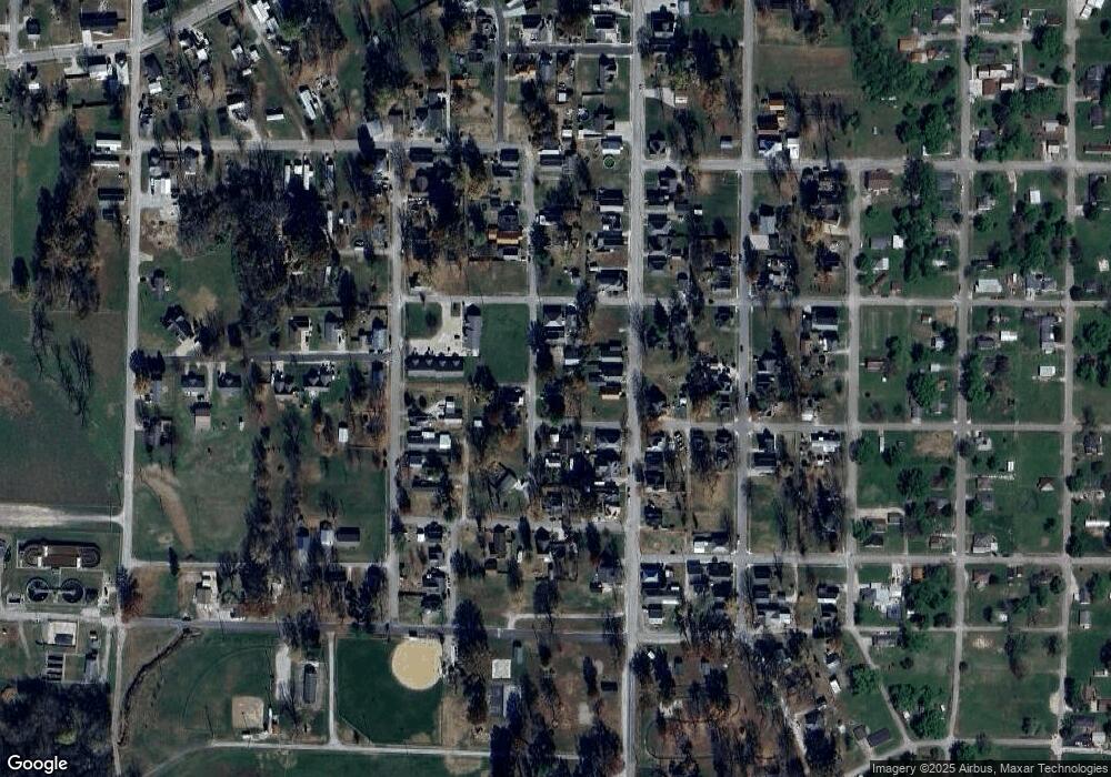 619 Maple St, Bicknell, IN 47512 - photo 1