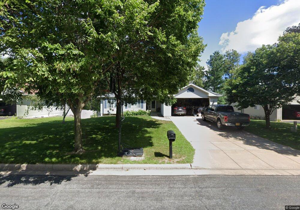 2623 Pineview Rd, Eau Claire, WI 54703 - photo 1