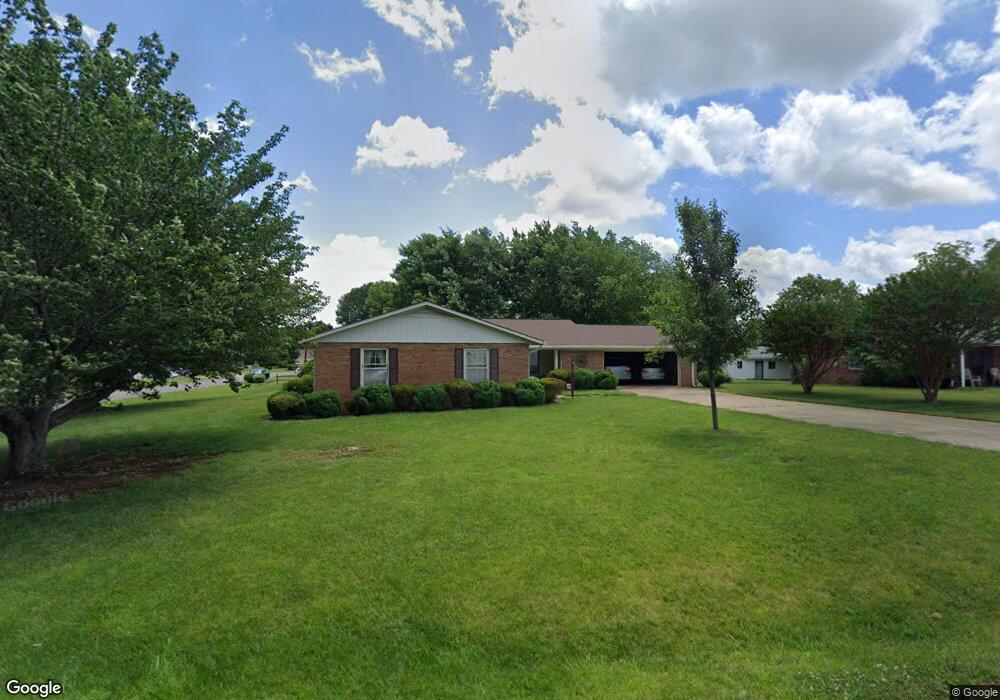 1814 Kenmore Dr, Statesville, NC 28625 - photo 1