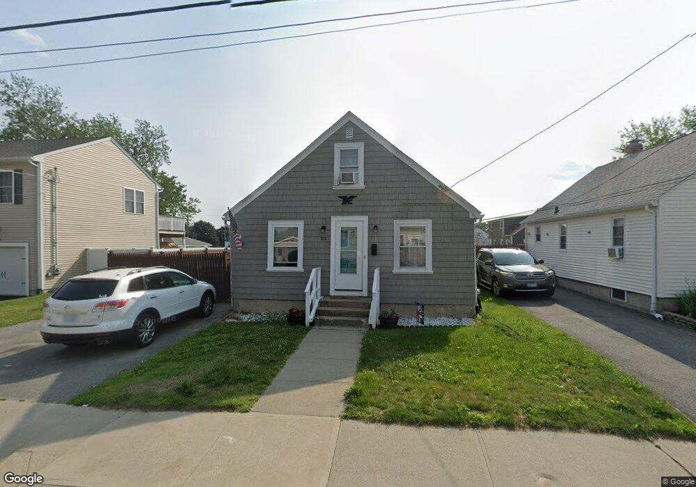 211 Crescent Ave, Cranston, RI 02910 - photo 1