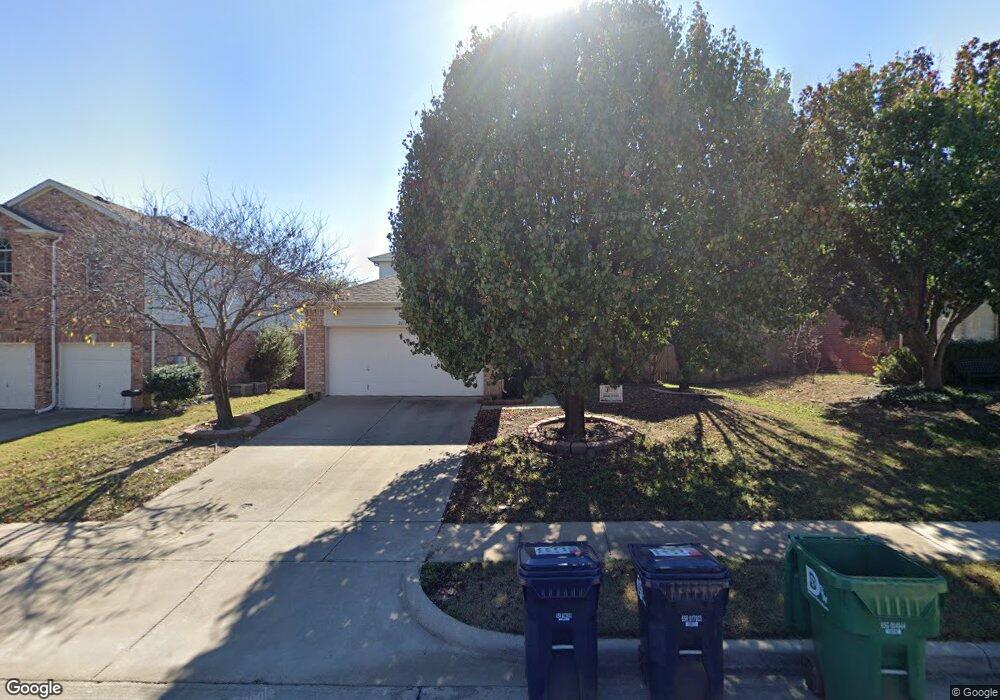 2016 Lamprey Cir, Denton, TX 76210 - photo 1