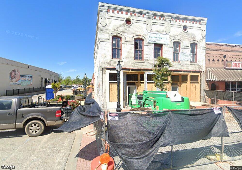 215 Main St, Barnesville, GA 30204 - photo 1