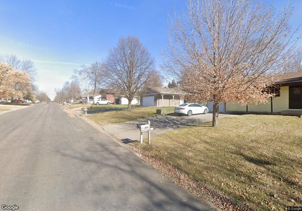 820 9th Ave N, Sauk Rapids, MN 56379 - photo 1