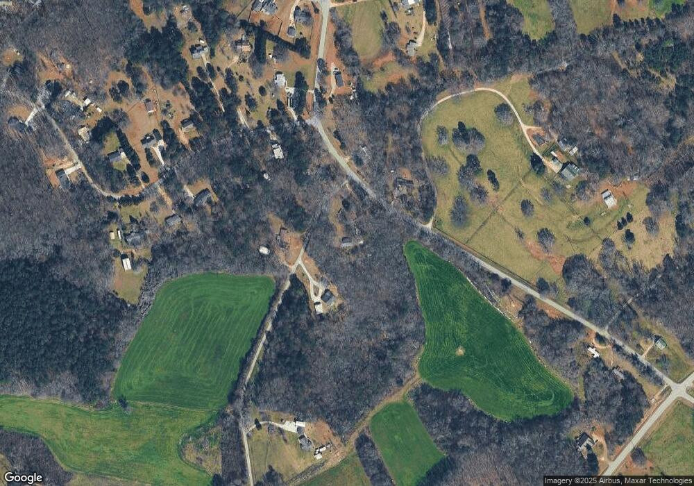 572 Otis Gooch Rd, Jefferson, GA 30549 - photo 1