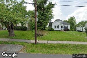 131 Maple Ave, Fayetteville, WV 25840