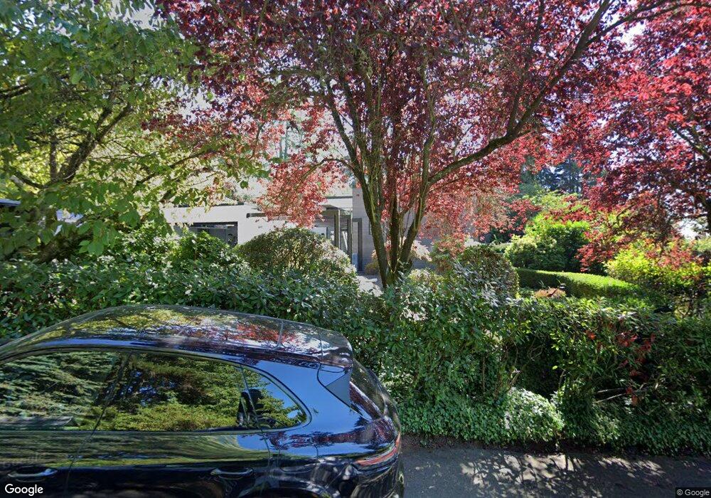 7233 W Ridge Rd, Mercer Island, WA 98040 - photo 1