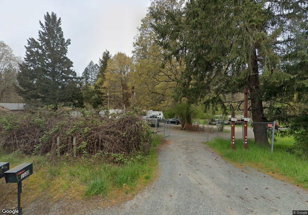 1100 Plumtree Ln, Grants Pass, OR 97526 - photo 1