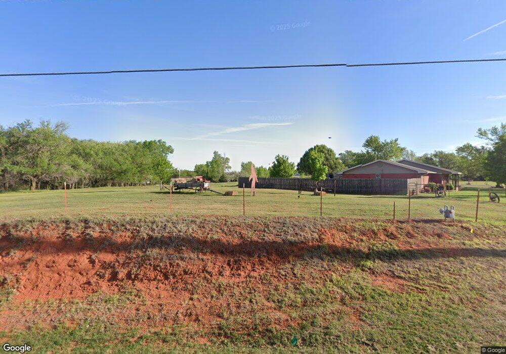 3205 W 7th St, Elk City, OK 73644 - photo 1