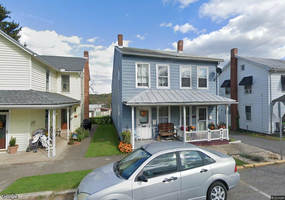 422 N 5th St, Newport, PA 17074 - photo 1