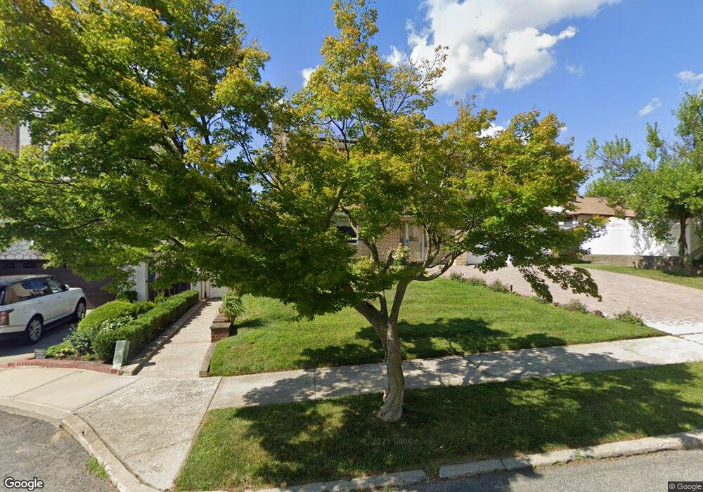 23125 Bay Ave, Flushing, NY 11363 - photo 1