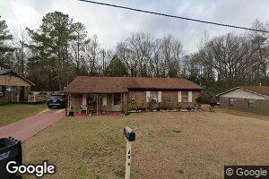 609 Jones St, Tuskegee Institute, AL 36088
