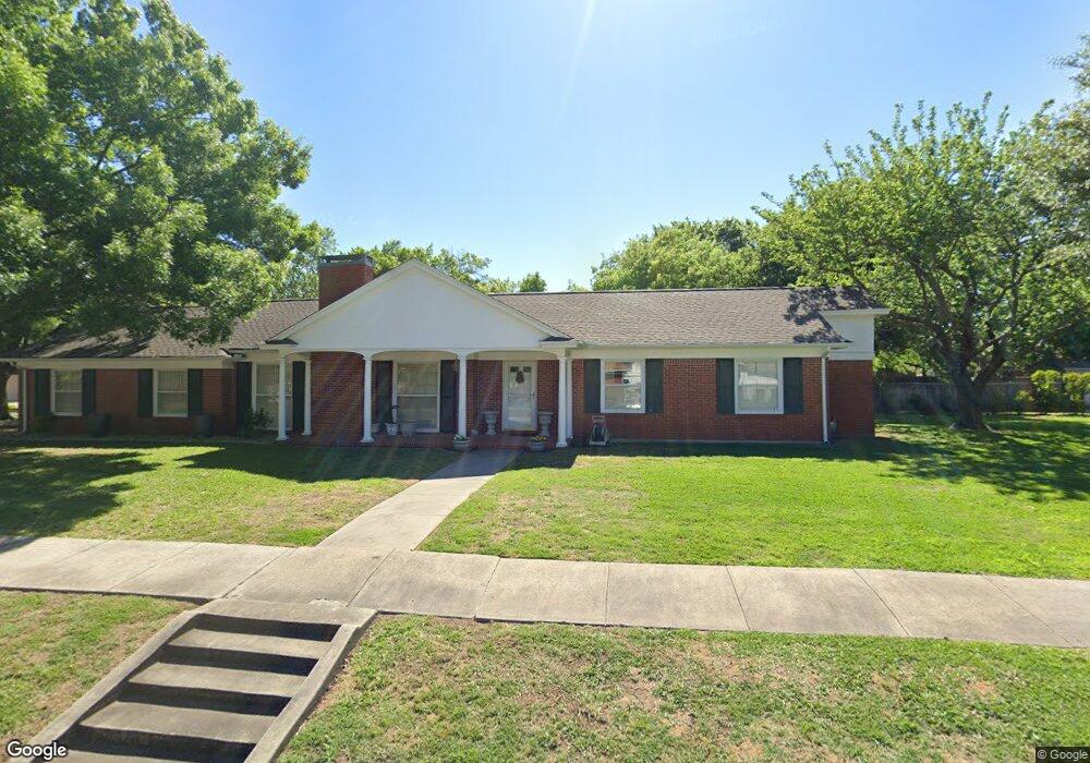 505 Line Dr, Gainesville, TX 76240 - photo 1