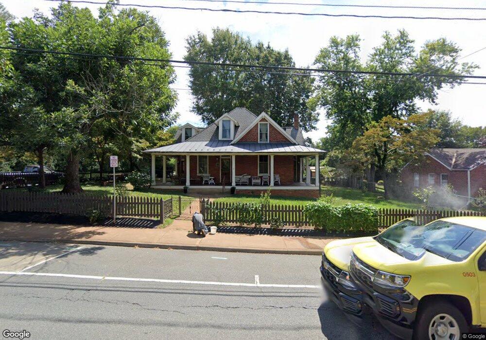 734 Locust Ave, Charlottesville, VA 22902 - photo 1