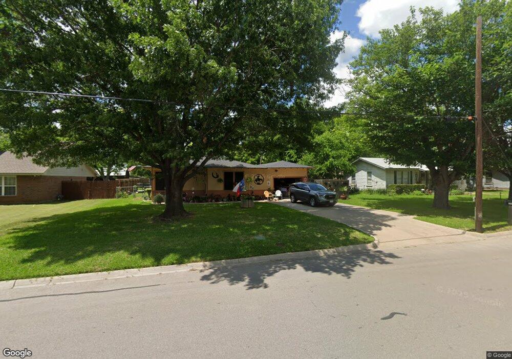 1107 Grand Ave, Cleburne, TX 76033 - photo 1