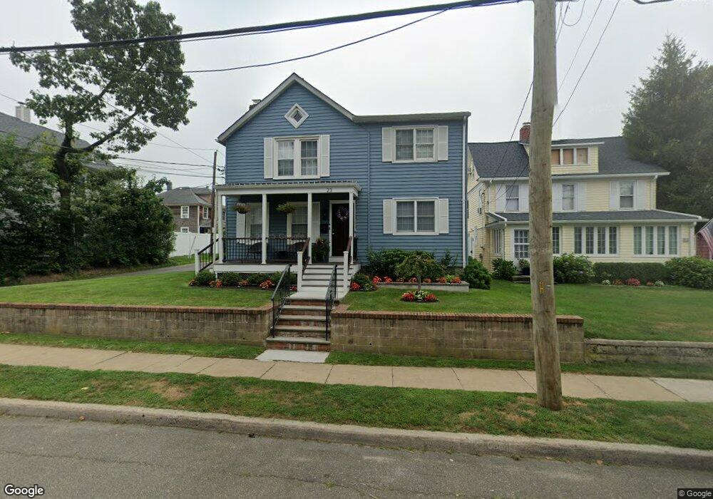 23 Maple Ave, Glen Cove, NY 11542 - photo 1