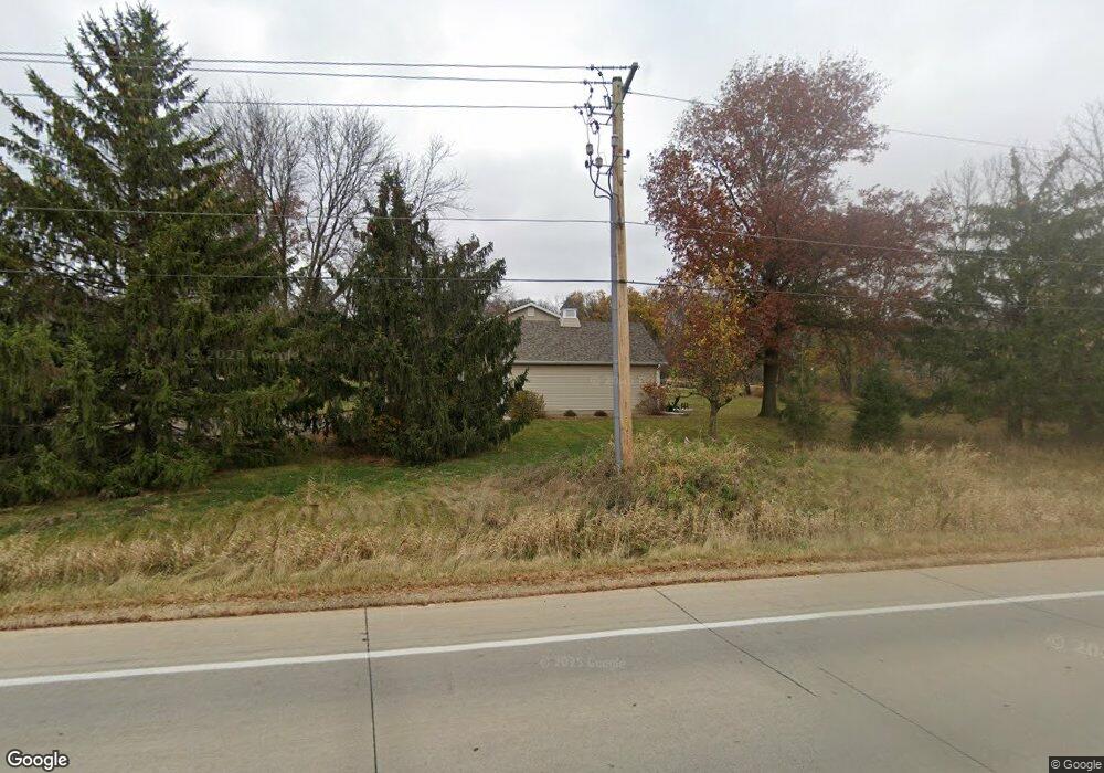 2 Sylvan Ln SE, Cedar Rapids, IA 52403 - photo 1