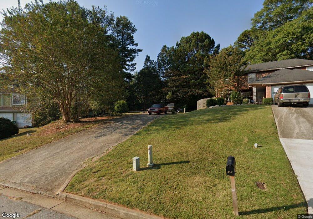 1922 Corners Cir, Lithonia, GA 30058 - photo 1