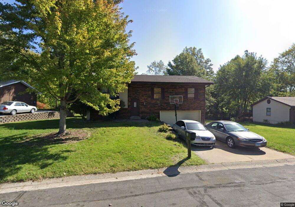 39 Gary Ave, Maryville, IL 62062 - photo 1