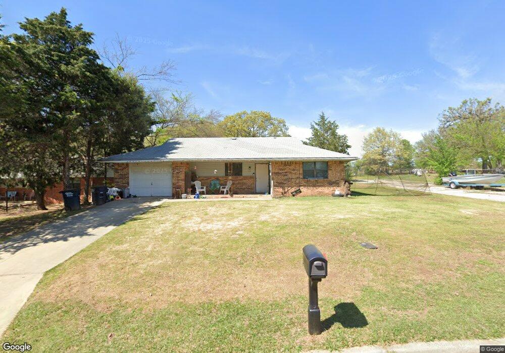 16 Walker Cir, Shawnee, OK 74804 - photo 1