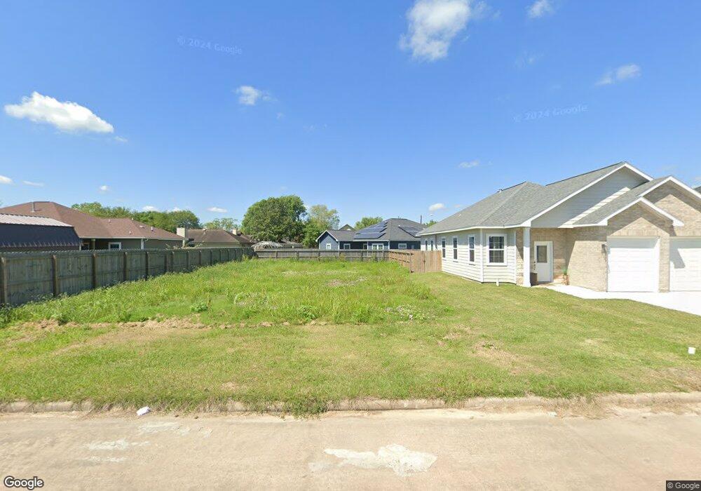 4512 Starling Dr, Bay City, TX 77414 - photo 1